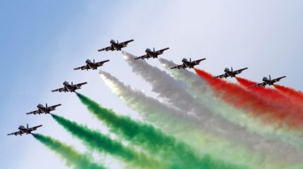 2 GIUGNO: FUNZIONARI CON TRICOLORE ALTISSIMO VALORE SIMBOLICO